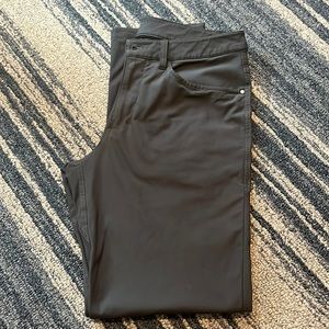 Lululemon ABC Obsidian Pants 30 x 32